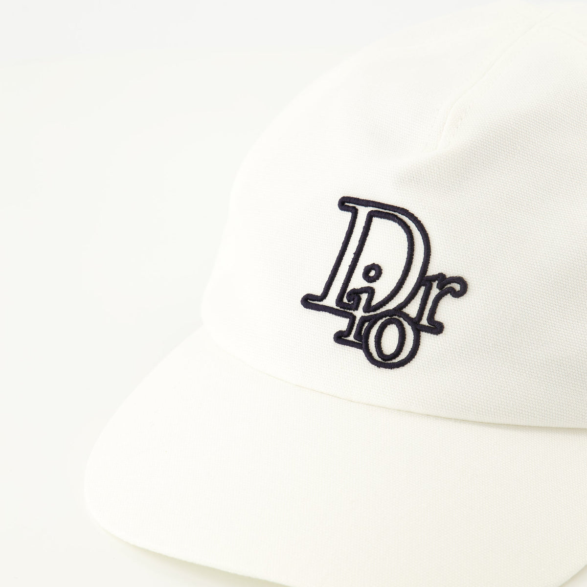 Oblique Cap