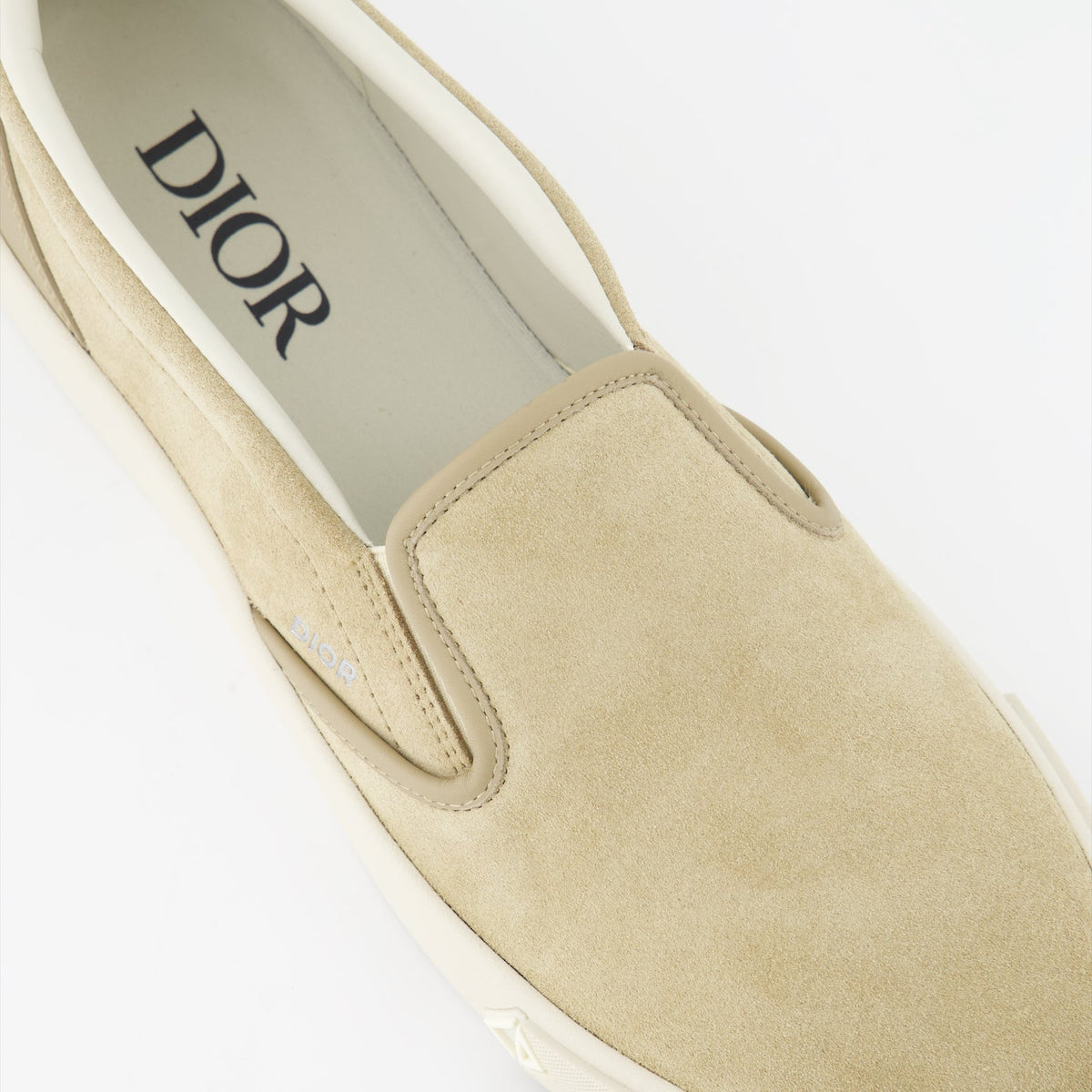 B101 Slip-On Sneakers