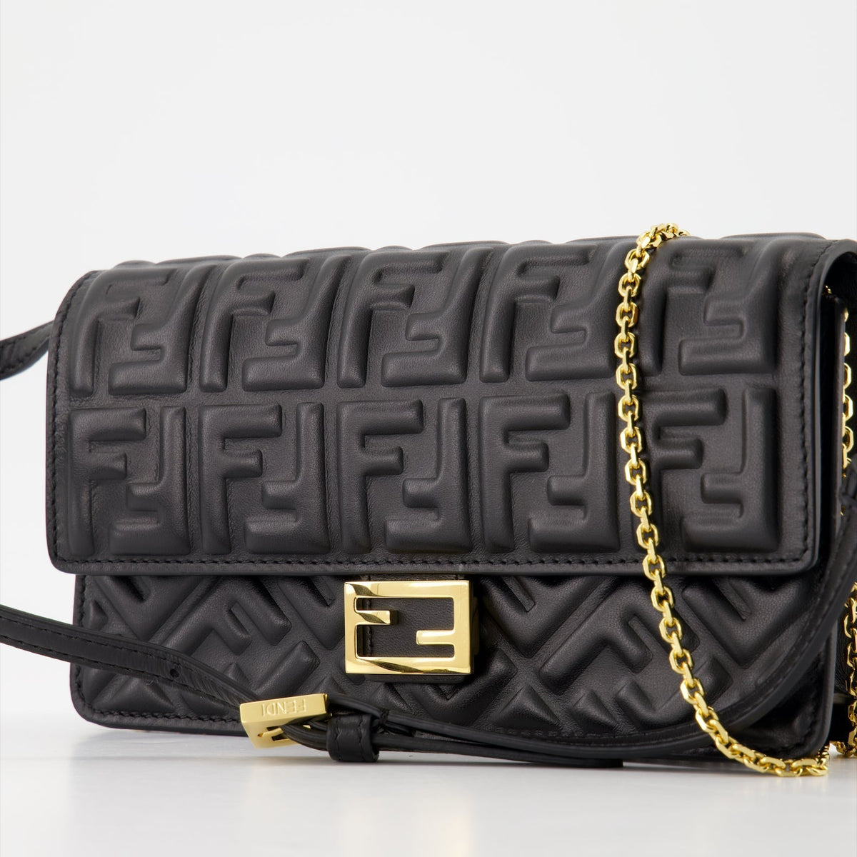 Baguette Chain Wallet