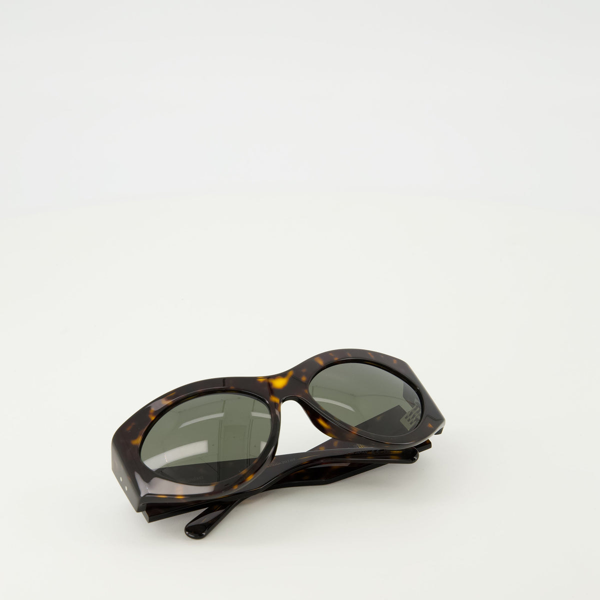 SL 854 Sunglasses