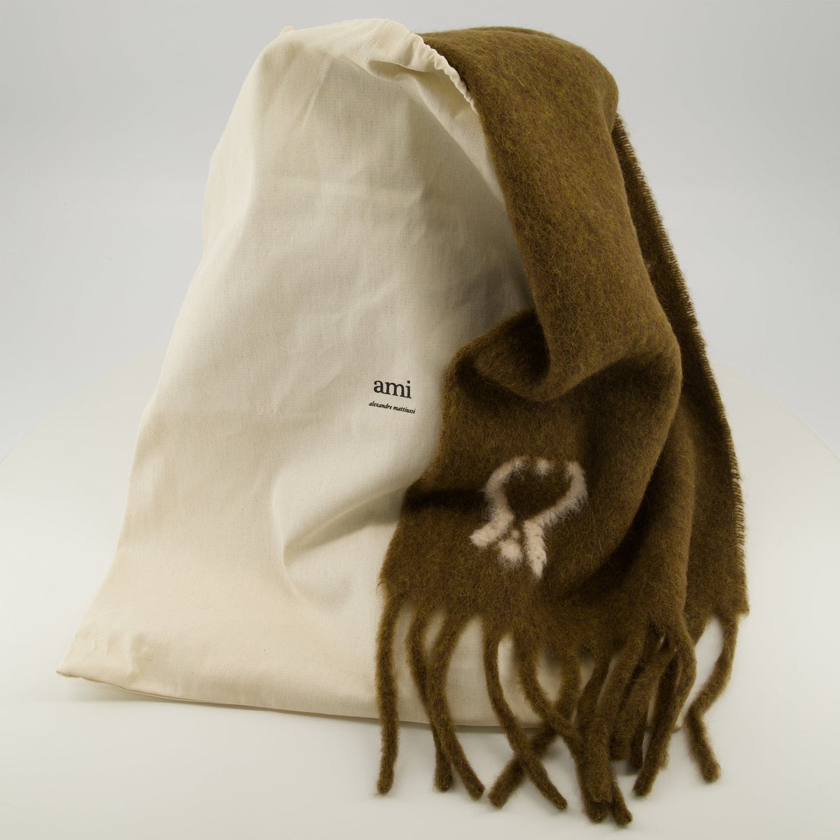 Ami de coeur Scarf