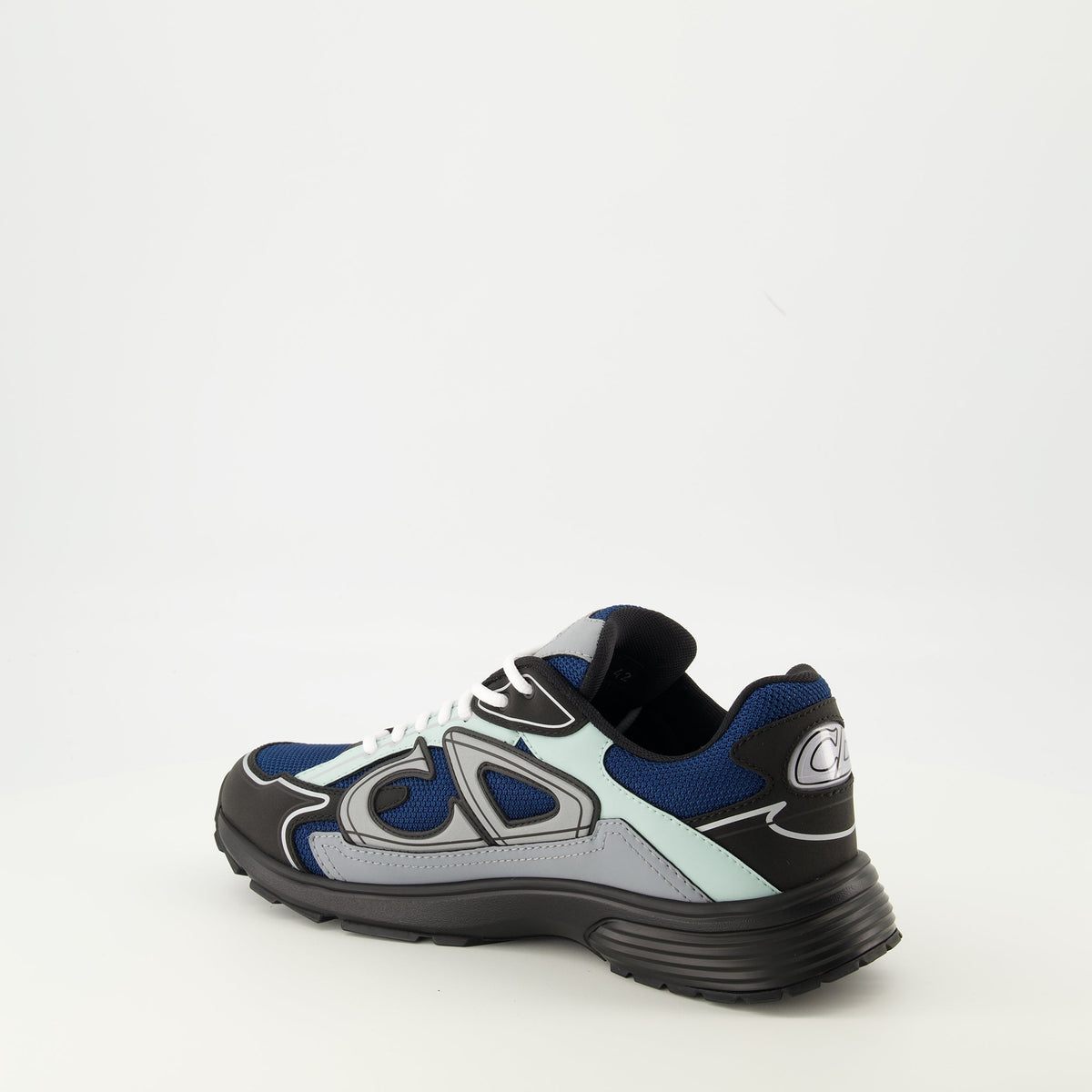 B30 Sneakers