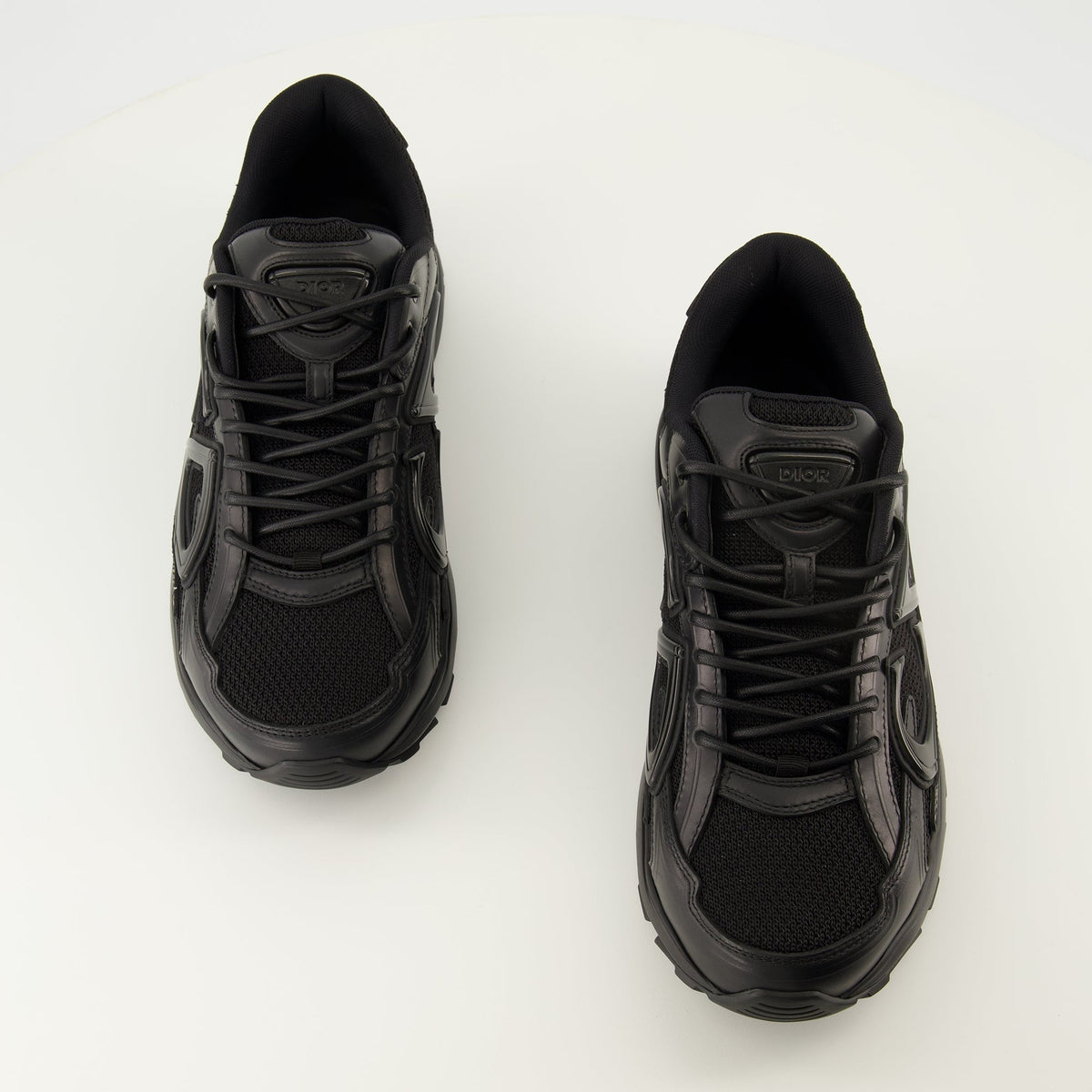 B30 Black Sneakers