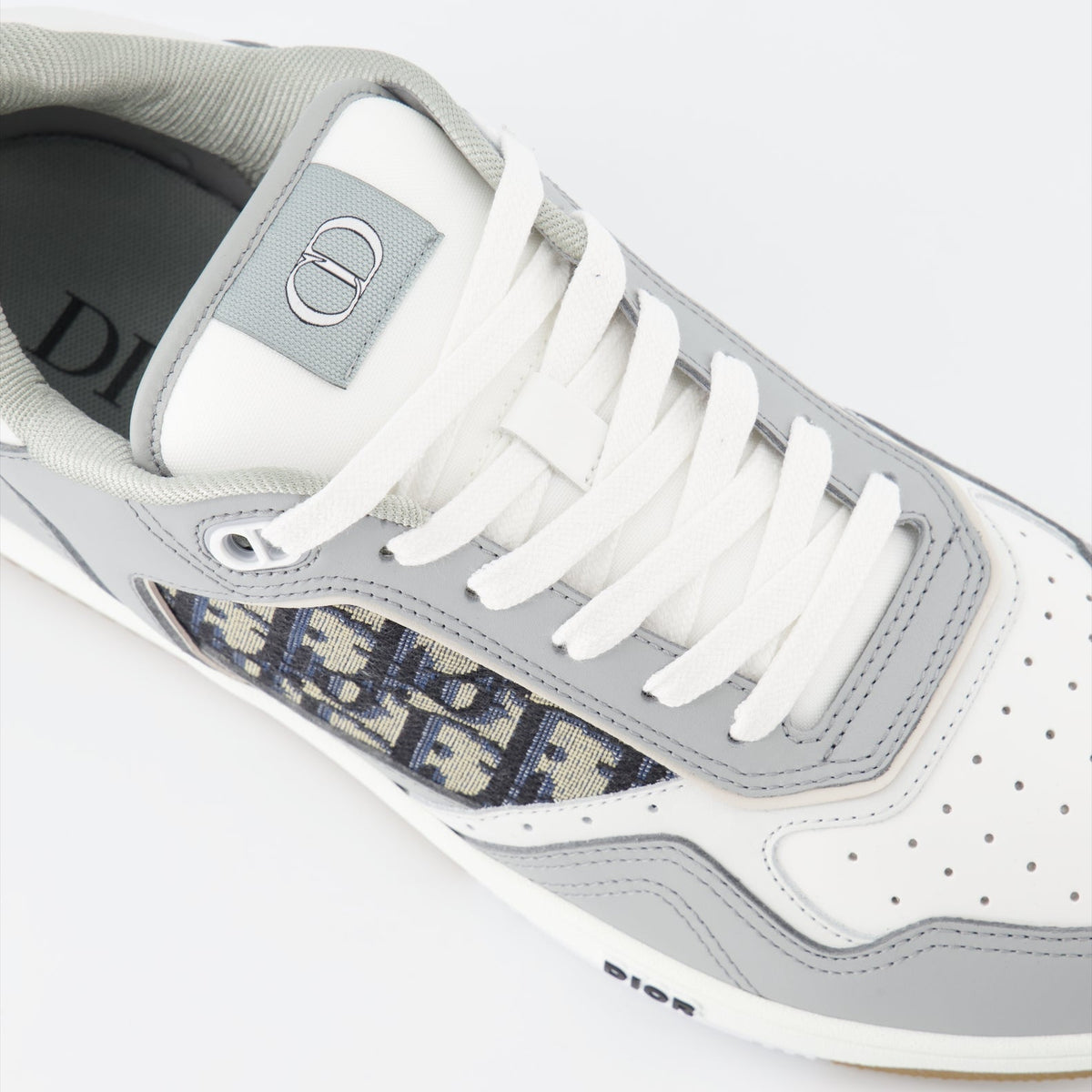 B27 Sneakers