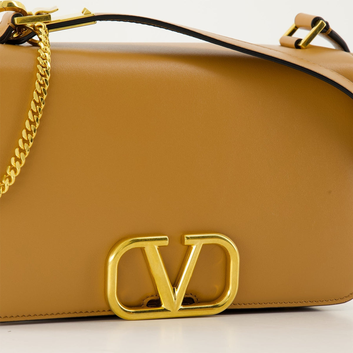 VLogo Signature Shoulder Bag