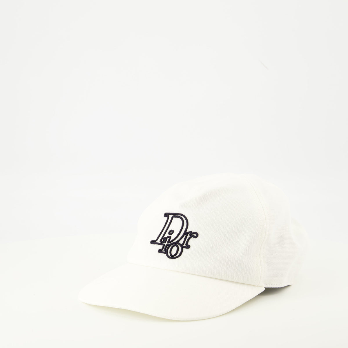 Oblique Cap