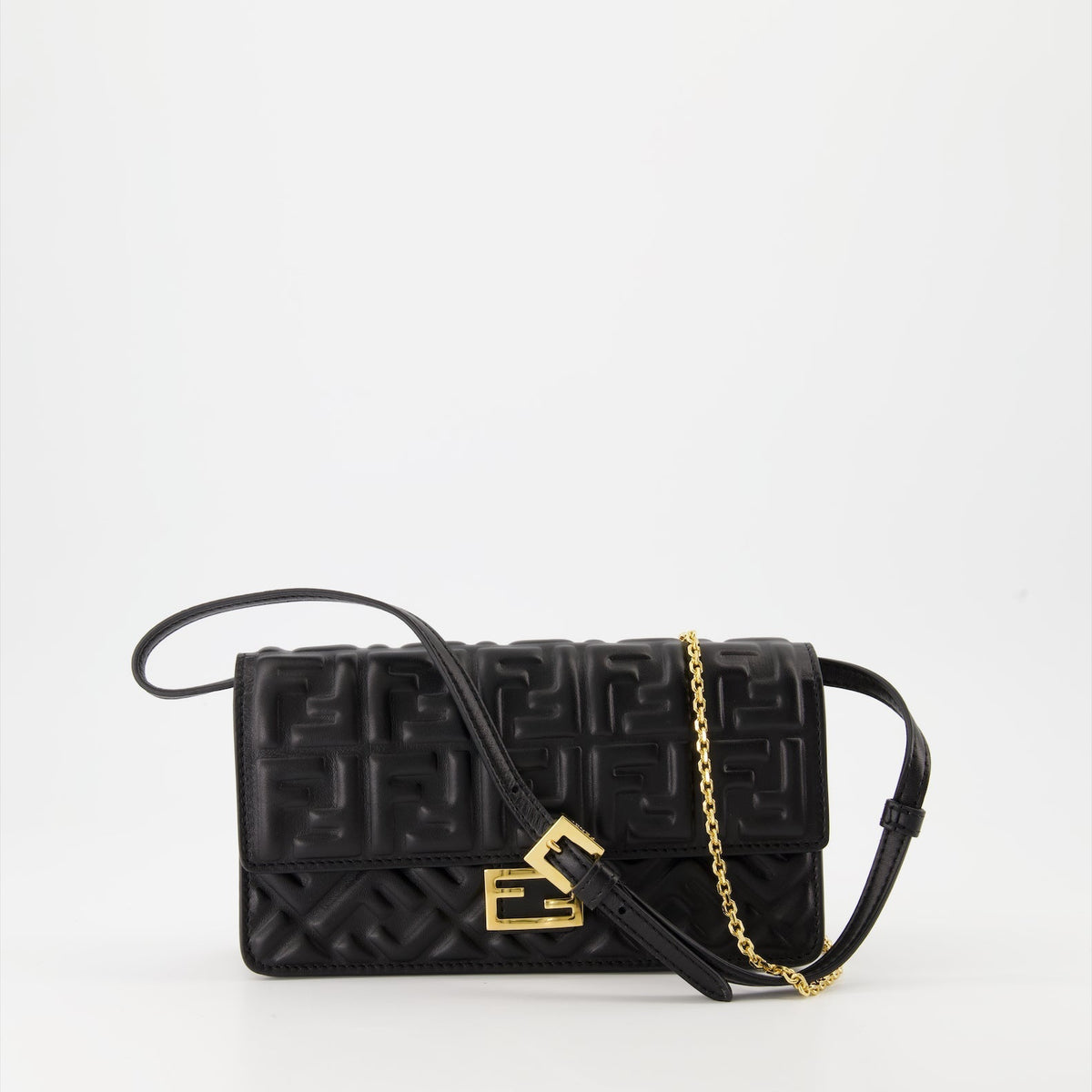Baguette Chain Wallet