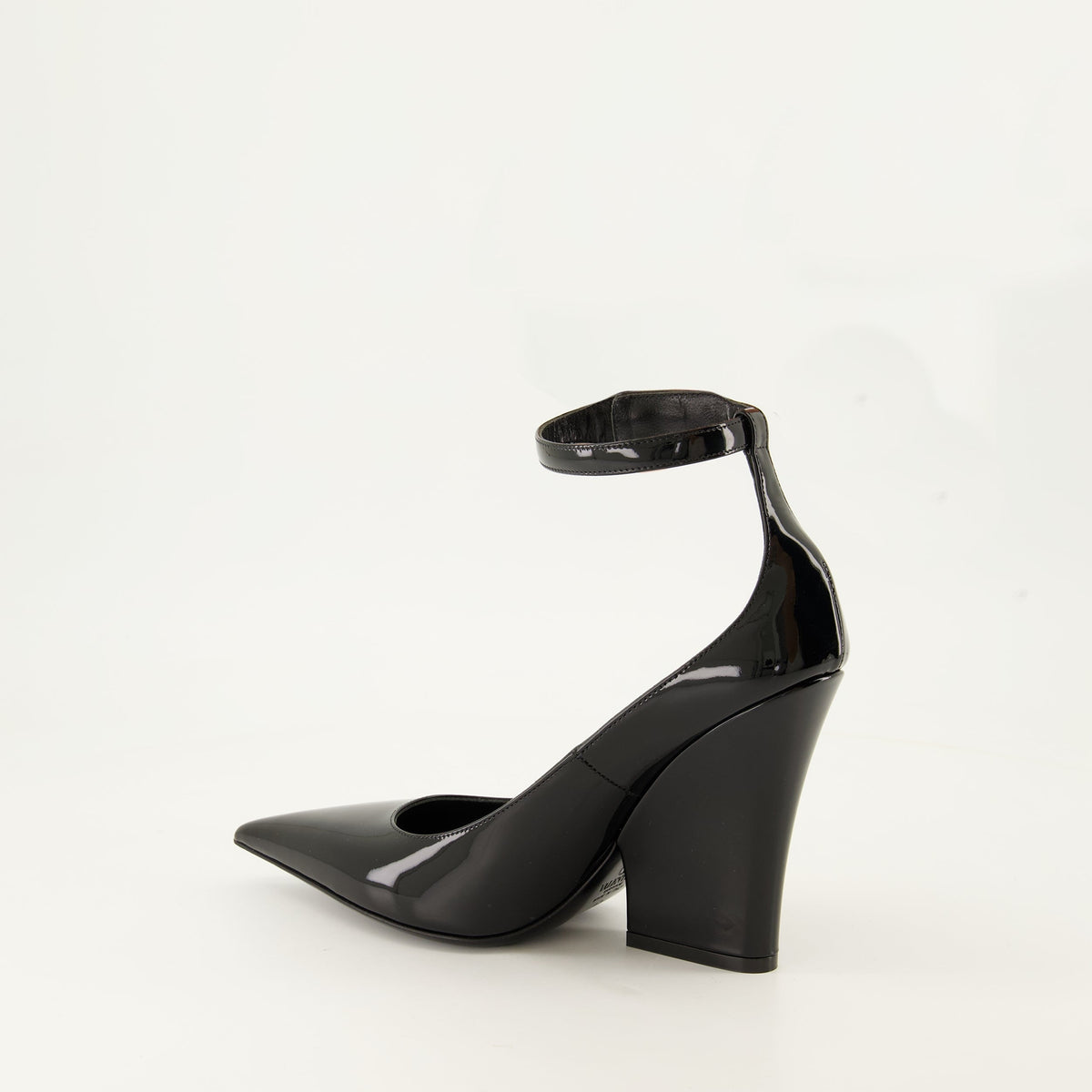 VLogo The Bold Heels