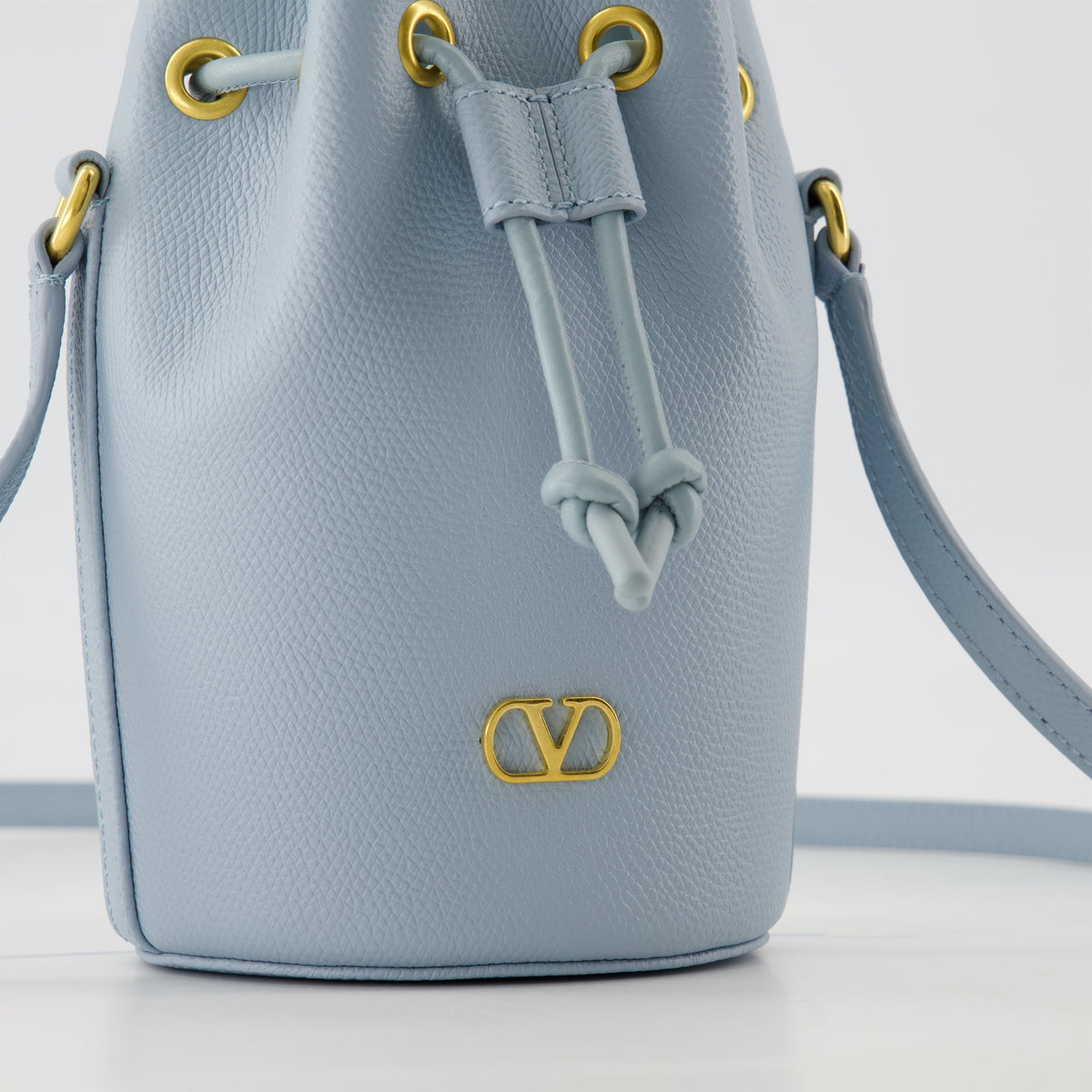 Mini VLogo Bucket Bag