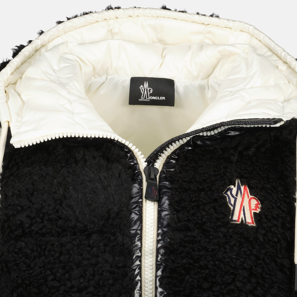 Sleeveless Jacket