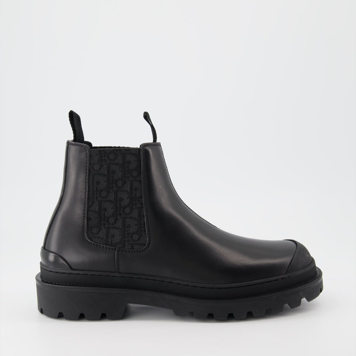 Explorer Chelsea Boots