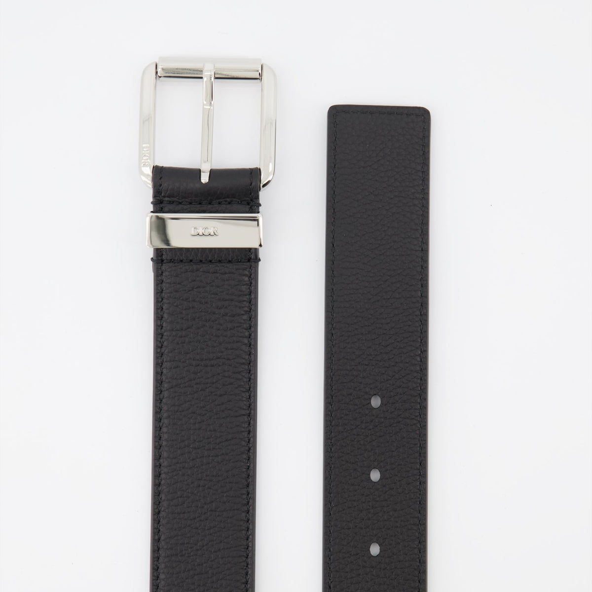 Grained leather belt